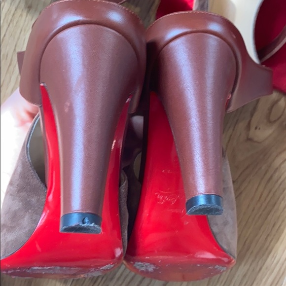 Stunning Christian Louboutin - Picture 10 of 13